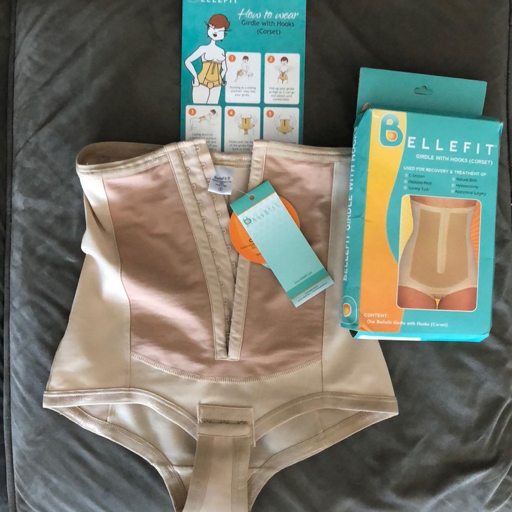 Bellefit Corset Girdle with hooks Size SMALL
